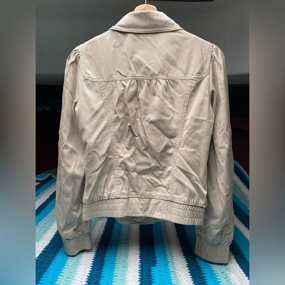 Jacket - Picture 2 of 7